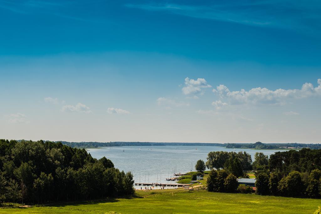 Pensjonat Nad Jeziorem Powidz  Bagian luar foto